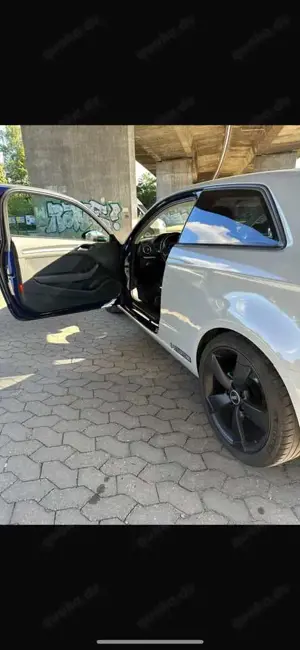 Audi A3 2.0 TDI Sportback S tronic Attraction Bild 1 Audi A3 2.0 TDI Sportback S tronic Attraction Bild 1