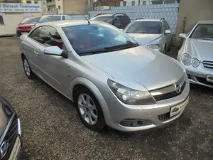 Opel Astra Twin Top 1.6 Edition AHK,El.Verdeck,Klima,PDC!!!