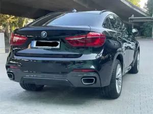 BMW X6 xDrive30d Bild 2