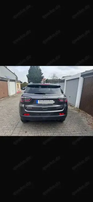 Jeep Compass 1.4 MultiAir Active Drive Automatik Limited Bild 4