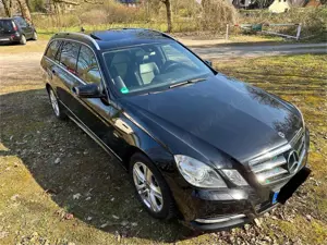 Mercedes-Benz E 350 E 350 CDI BlueEfficiency (212.225) Bild 1