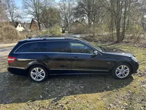 Mercedes-Benz E 350 E 350 CDI BlueEfficiency (212.225) Bild 2