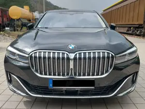 BMW 740 7er+Hybr. Diesel/E+740d+xDrive Bild 2