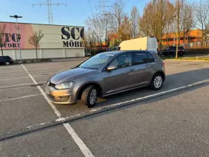 Volkswagen Golf 1.2 TSI BlueMotion Technology Trendline Bild 1