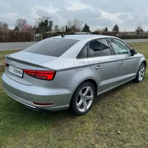 Audi A3 Lim. 35 TFSI sport LED NAVI Bild 5