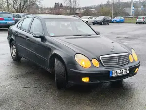 Mercedes-Benz E 200 Kompressor Elegance Bild 3