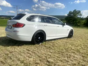 BMW 525 525d xDrive Touring Aut. Tüv neu Bild 2