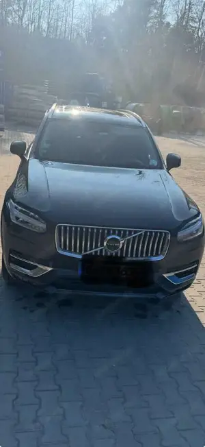 Volvo XC90 Inscription AWD B5 masage/7s./360 kamera/dieselhyb Bild 1 Volvo XC90 Inscription AWD B5 masage/7s./360 kamera/dieselhyb Bild 1