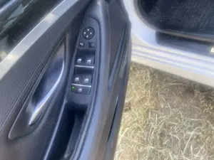 BMW 525 525d xDrive Touring Aut. Tüv neu Bild 3