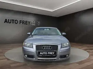 Audi A3 1.6 Attraction AHK Bild 5