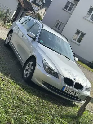 BMW 520 520i