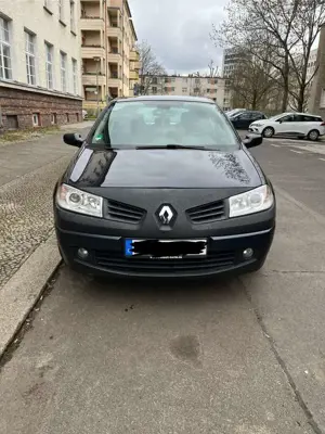 Renault Megane 1.6 Aut. Authentique Bild 1 Renault Megane 1.6 Aut. Authentique Bild 1
