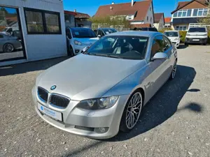 BMW 325 Baureihe 3 Coupe 325i TÜV 04/2027