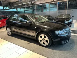 Audi A3 2.0 TDI Ambition KLIMA ALU NAVI TÜV + ÖL NEU Bild 3