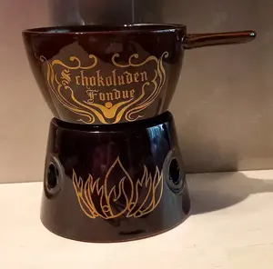   Schokoladenfondue, Keramik  