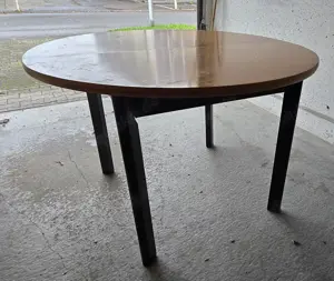 Runder, ausziehbarer Esszimmertisch Bild 3