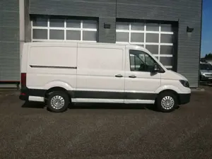 Volkswagen Crafter 2.0 TDI L2 H1 Bild 2