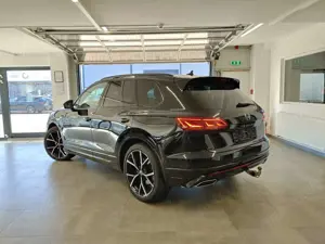 Volkswagen Touareg 3.0 TDI 4M R-Line Leder/Matrix/Luft/AHK/360° Bild 5