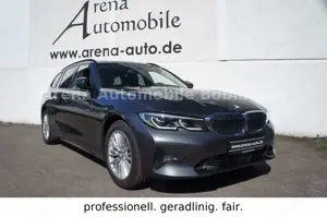 BMW 320 I Touring Sport Line Automatik*NAVI*LED*