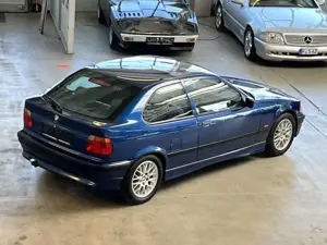 BMW 323 ti Compact