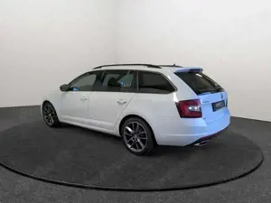 Skoda Octavia Combi RS 2.0TDI 4x4 DSG LED Navi Carplay SHZ ACC P Bild 4