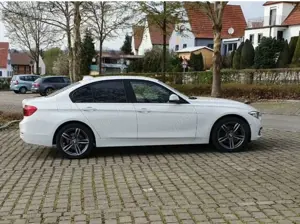 BMW 320 320d xDrive Advantage