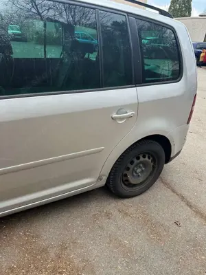 Volkswagen Touran Touran 1.6 FSI Goal