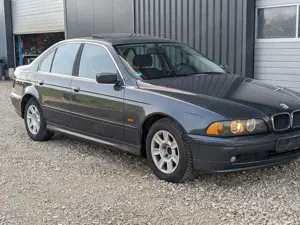 BMW 520 520i