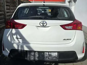 Toyota Auris Auris 1.33 Bild 3