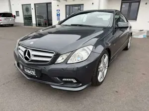 Mercedes-Benz E 200 CGI AMG-LINE Coupe BlueEfficiency|Xenon