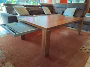 Couchtisch Nussbaum massiv Bild 4