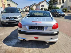 Peugeot 206 CC 110 Platinum Bild 4