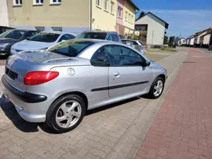 Peugeot 206 CC 110 Platinum Bild 5