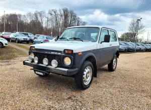 Lada Niva 1.7 4x4 Euro 3*Anhängerkupplung*M+S-Reifen*