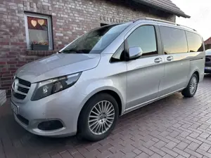 Mercedes-Benz V 220 V 220 d lang 4Matic 7G-TRONIC Exclusive