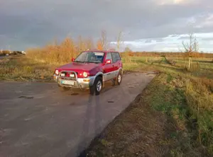 Nissan Terrano II 2.4 Avenue