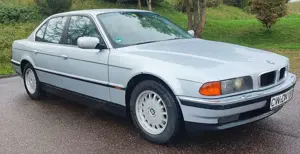 BMW 735 735i  lückenlos nur beim BMW Vertragsh. service Bild 2