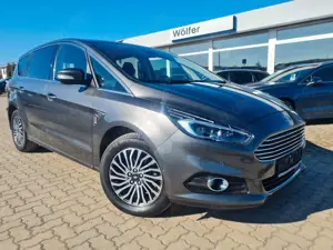 Ford S-Max Titanium 7 Sitze AHK LED Navi Keyfree + WR