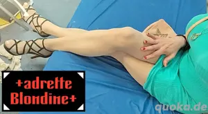 hübsche Transe (Blondine, bl. Augen, milf-like) sucht Kontakt zu dom. Mann, gern älter .... Bild 4