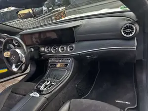 Mercedes-Benz E 400 d 4Matic Cabrio 9G-TRONIC AMG Line Bild 3