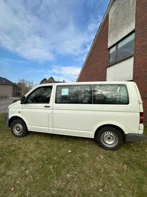 Volkswagen T5 Multivan Trendline Bild 2