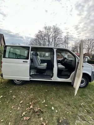 Volkswagen T5 Multivan Trendline Bild 5