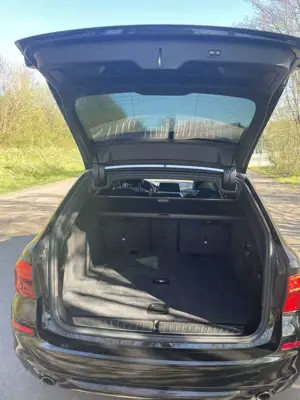 BMW 520 d xDrive |360* Kamera |  HUD | AHK | Adaptiv LED Bild 5