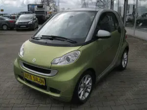 smart forTwo Passion 1.0 MHD 52kW *Shzg+Servo+Navi*