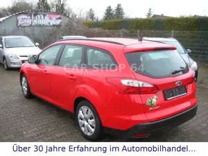 Ford Focus Turnier Trend   -XENON/NAVI/SHZ/PDC/TOP- Bild 4