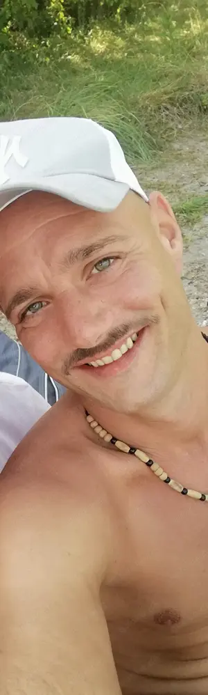 Humorvoller und offener Netter ende 30er