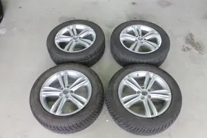 Bridgestone 235 55R18 104H M+S VW Tiguan Winterräder 7Jx18H2 ET43