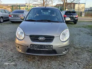 Kia Picanto 1.1 Attract Neu TÜV Neu Inspektion Garantie