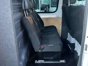 Mercedes-Benz Sprinter 6 Sitzer