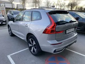Volvo XC60 Plus Dark Recharge Plug-In Hybrid AWD T6 EU6d Stan Bild 2
